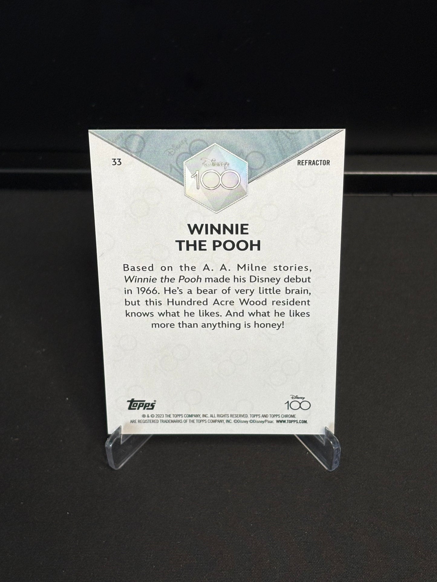 Topps Chrome Disney 100 "Refractor" Winnie the Pooh #33