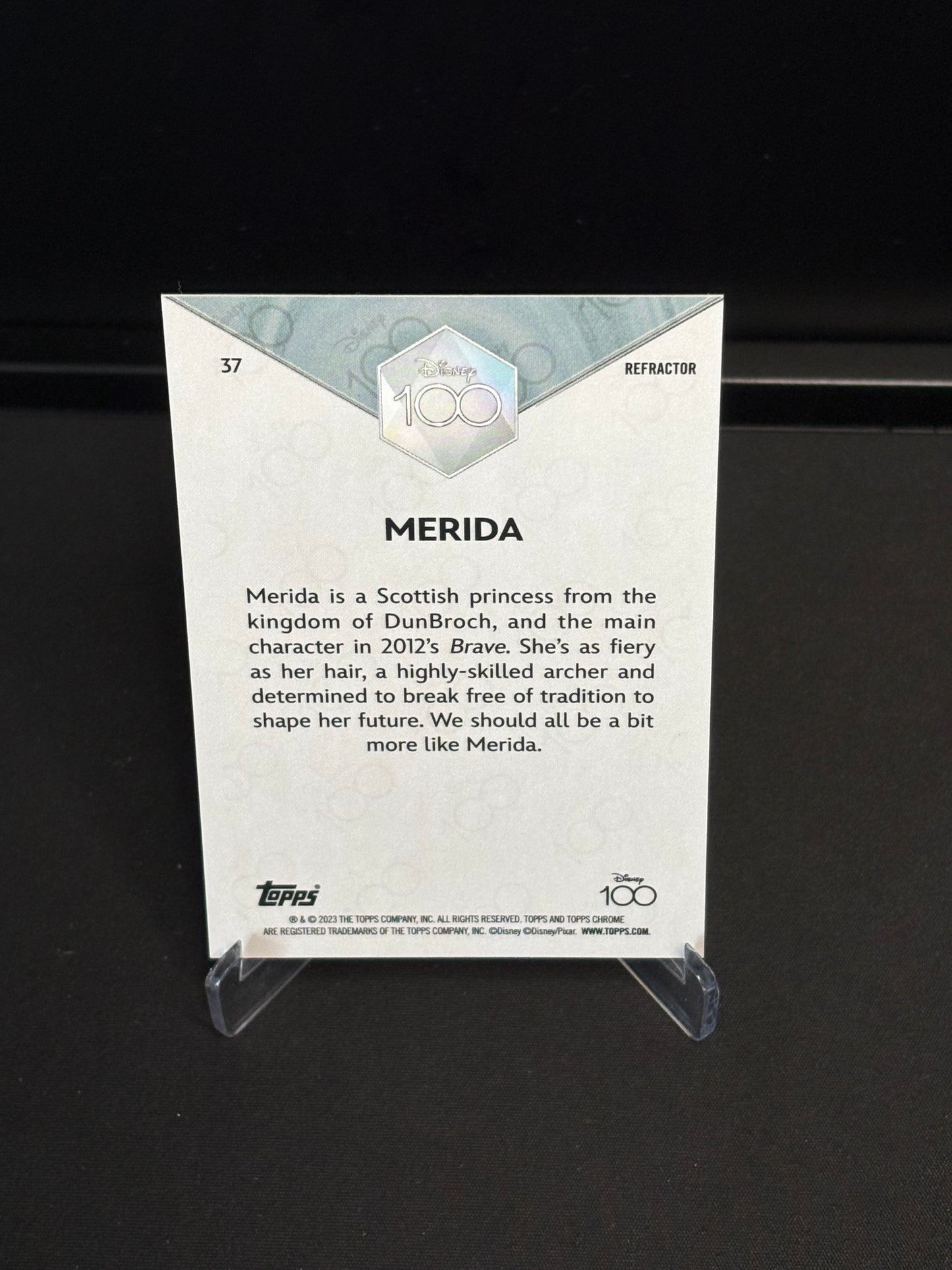 Topps Chrome Disney 100 "Refractor" Merida #37