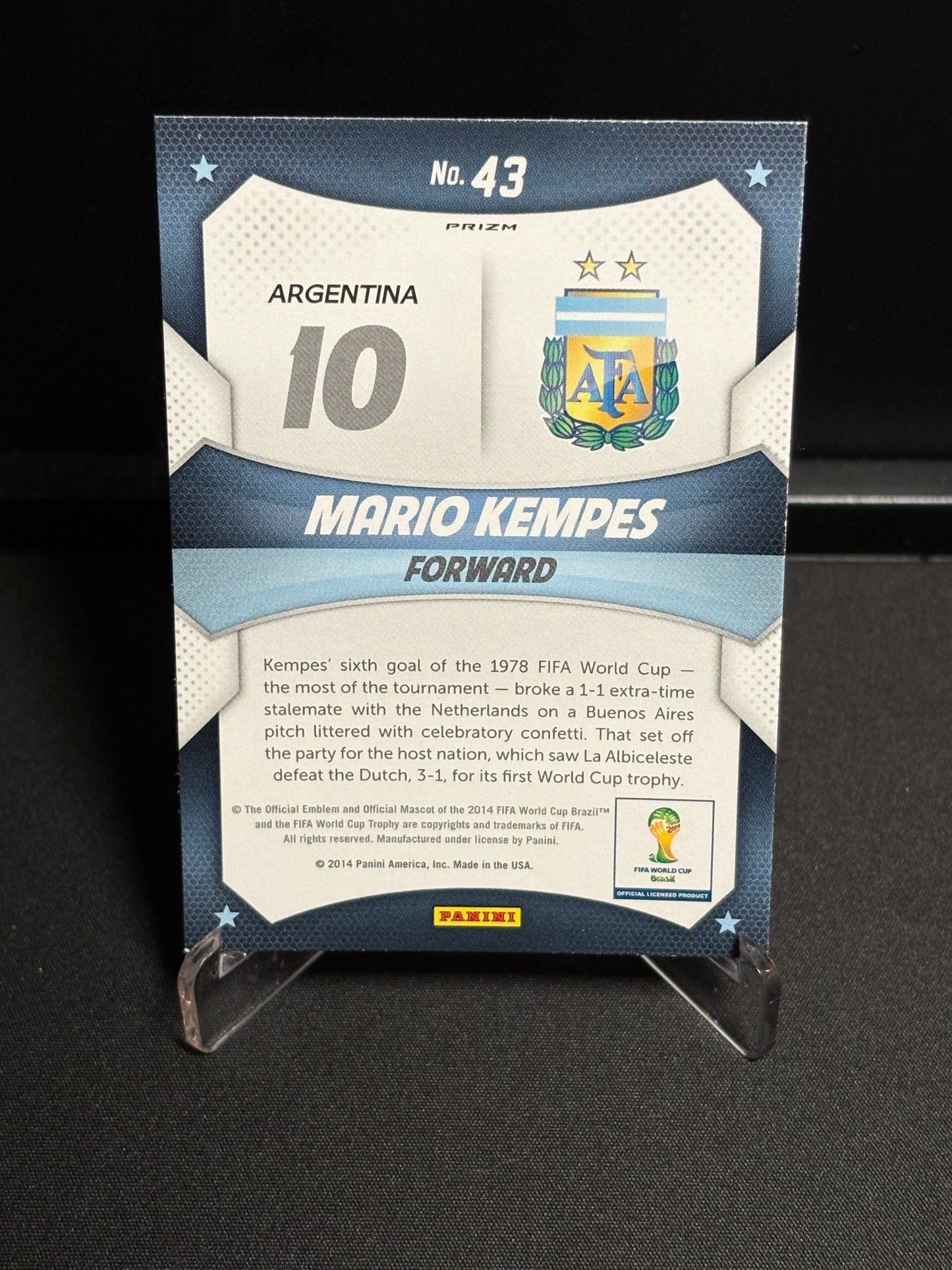 Mario Kempes Panini Prizm World Cup 2014 "World Cup Stars Blue Red White Wave" Argentine