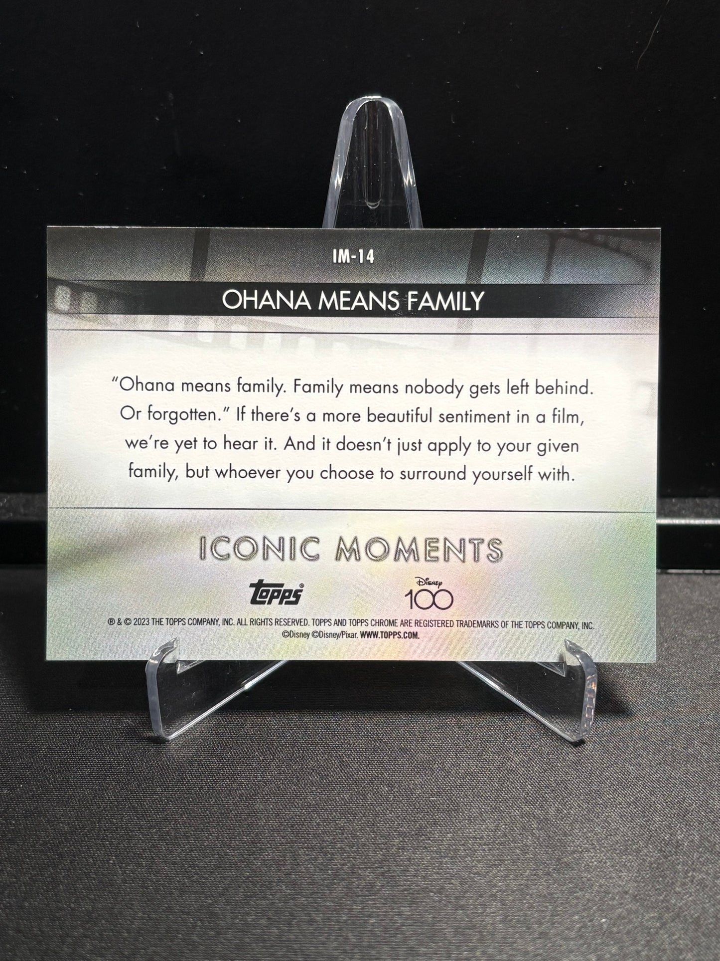 Lilo & Stitch Topps Chrome Disney 100 2023 "Iconic Moments – Ohana Means Family" IM-14
