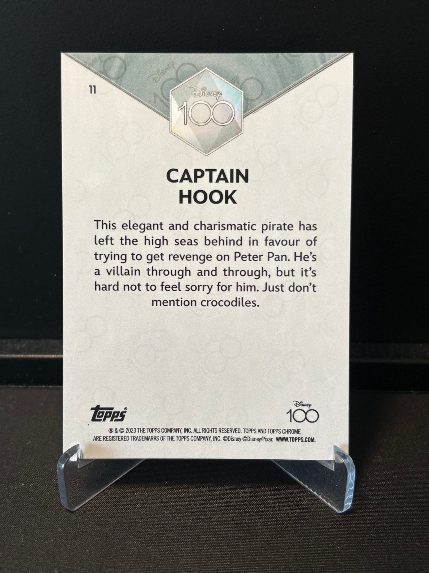 Topps Chrome Disney 100 – Captain Hook #11 | Carte Base