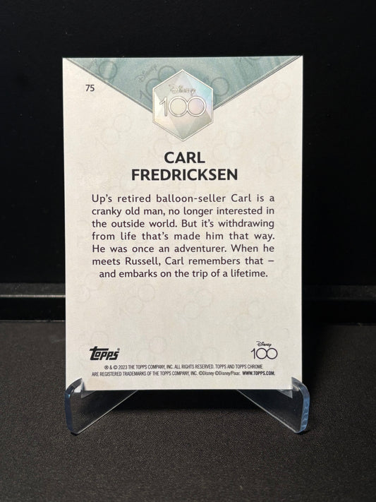 Topps Chrome Disney 100 – Carl Fredricksen #75 | Carte Base