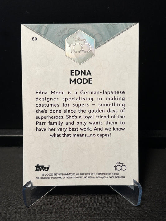 Topps Chrome Disney 100 – Edna Mode #80 | Carte Base