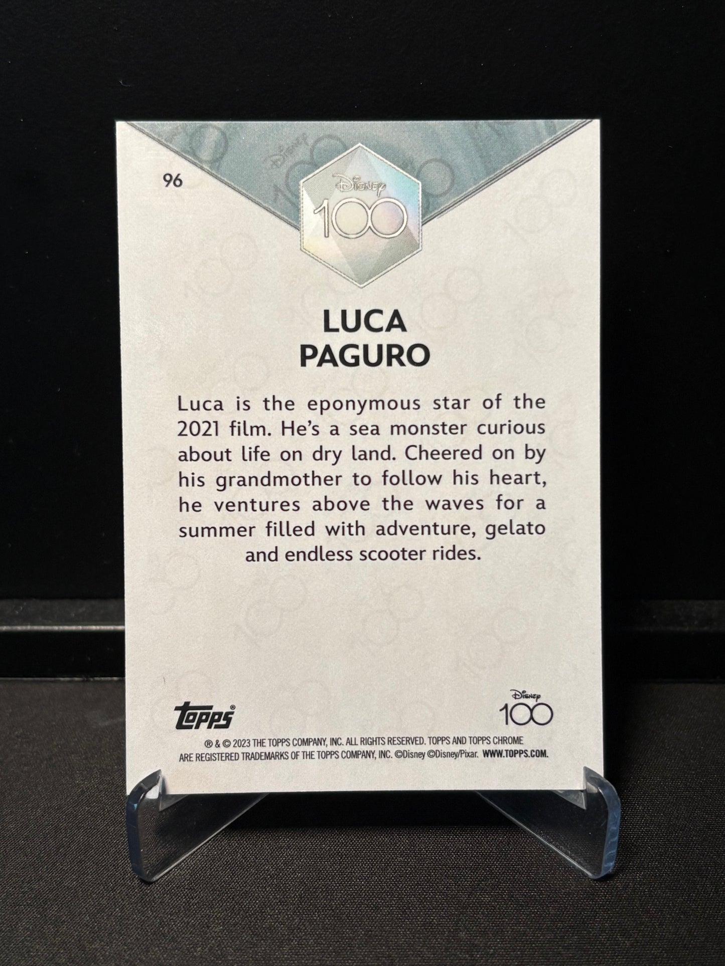 Topps Chrome Disney 100 – Luca Paguro #96 | Carte Base
