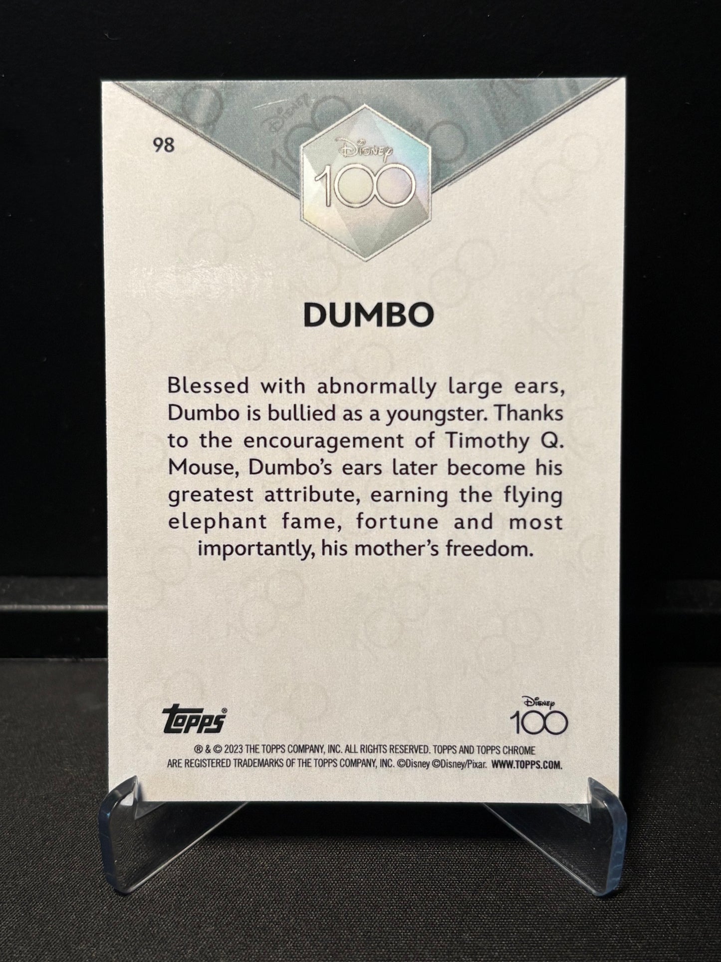 Topps Chrome Disney 100 – Dumbo #98 | Carte Base