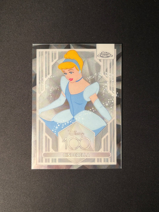 Topps Chrome Disney 100 2023 – Cinderella #45 | Carte Base