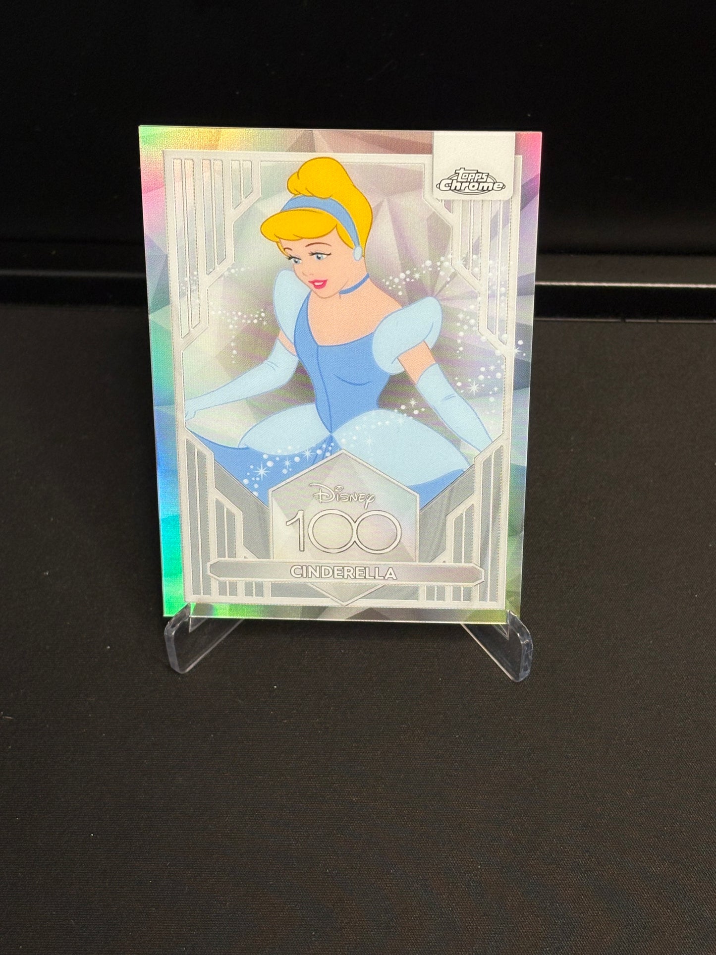 Topps Chrome Disney 100 "Refractor" Cinderella #45