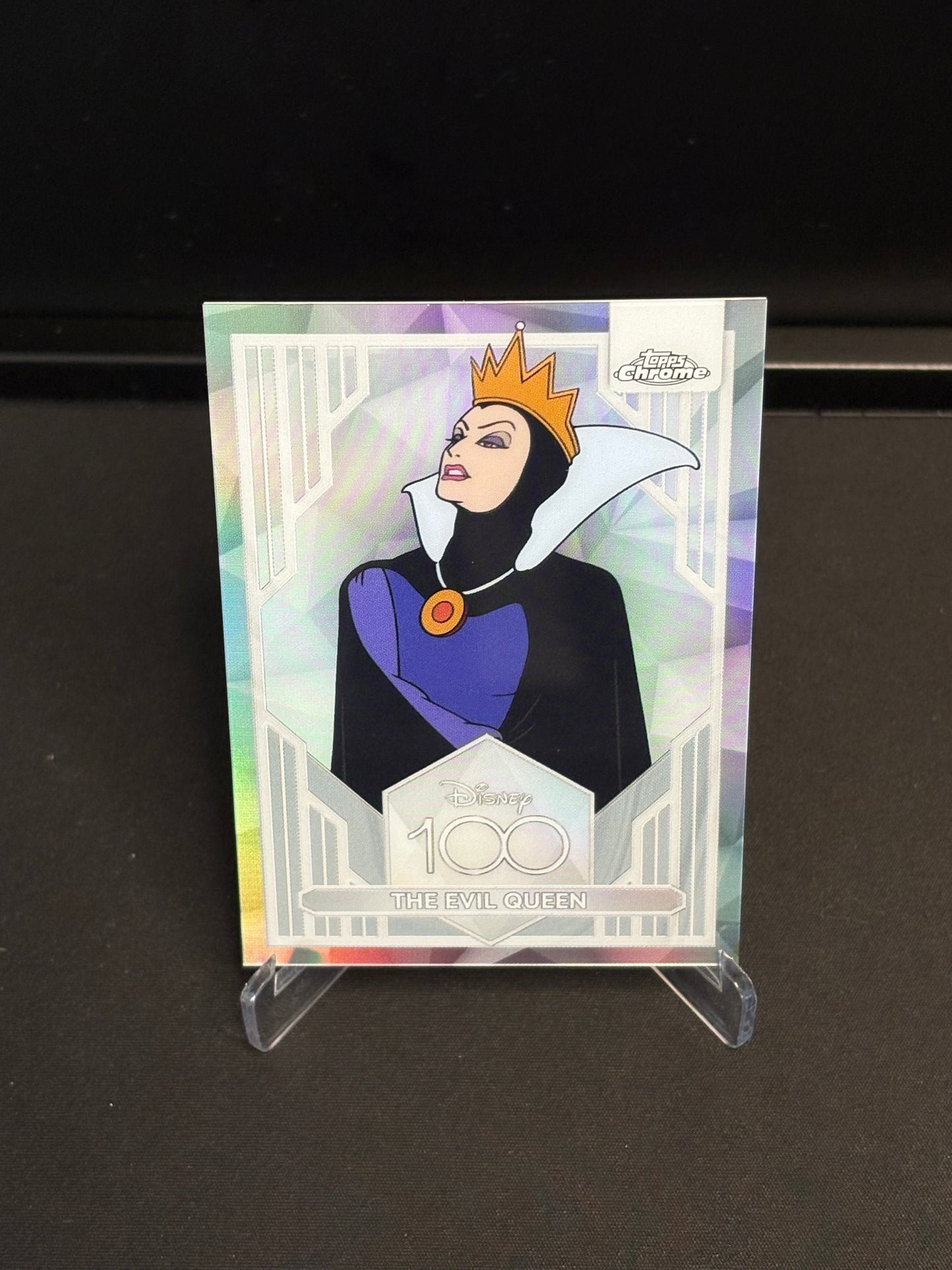 Topps Chrome Disney 100 "Refractor" The Evil Queen #76