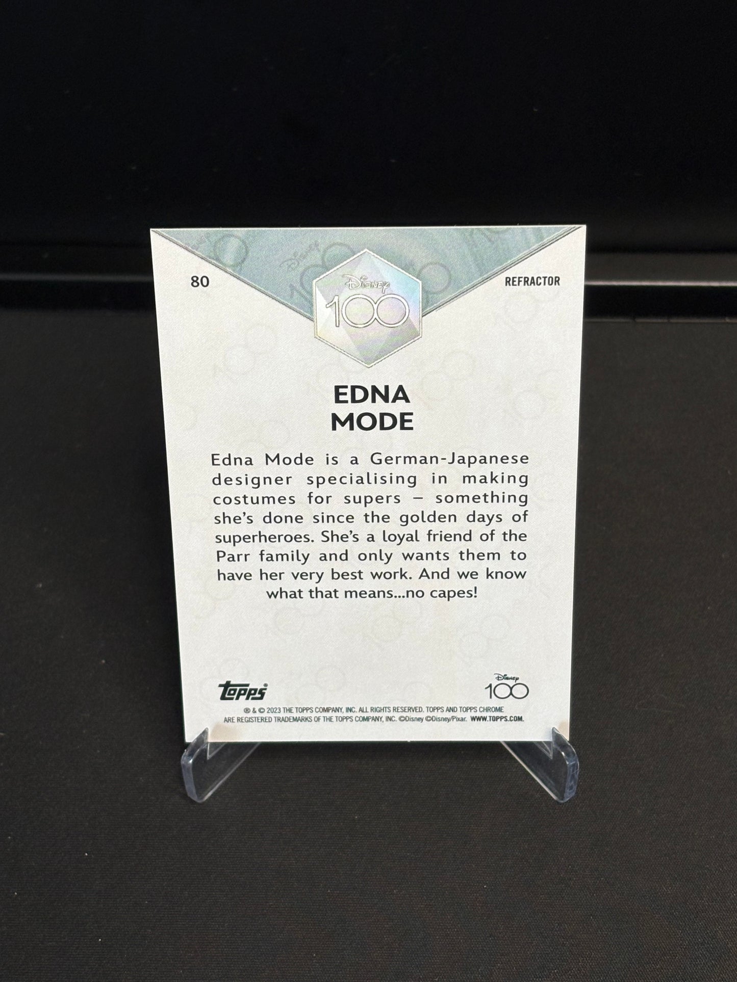Topps Chrome Disney 100 "Refractor" Edna Mode #80