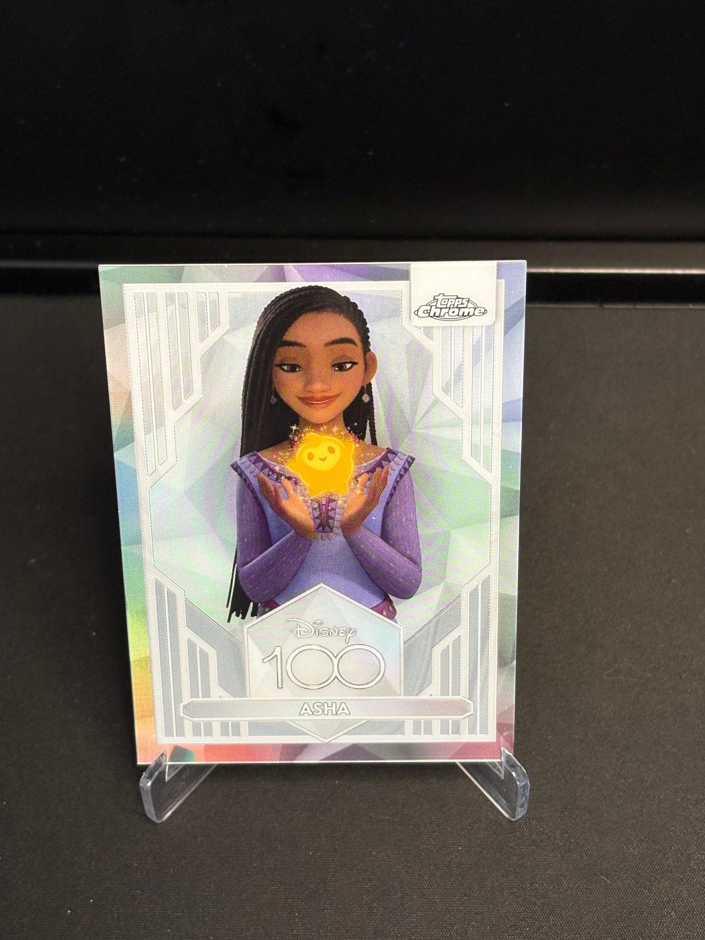 Topps Chrome Disney 100 "Refractor" Asha #100