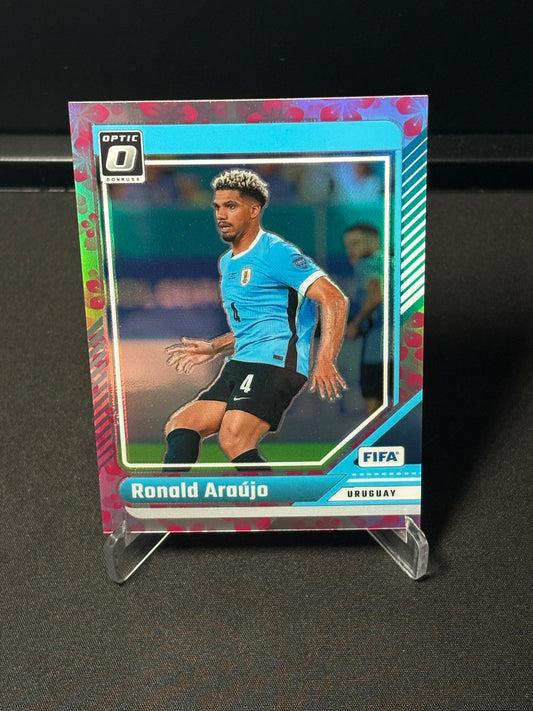 Ronald Araujo Donruss Optic  2024/25 "Plum Blossom" Uruguay