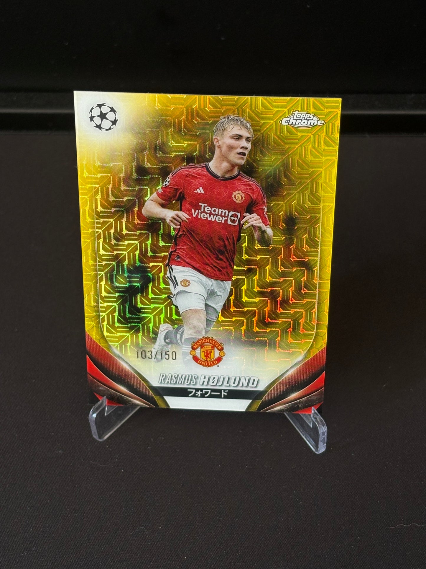 Rasmus Hojlund Topps Chrome "Asia Yellow Mojo /150" MU