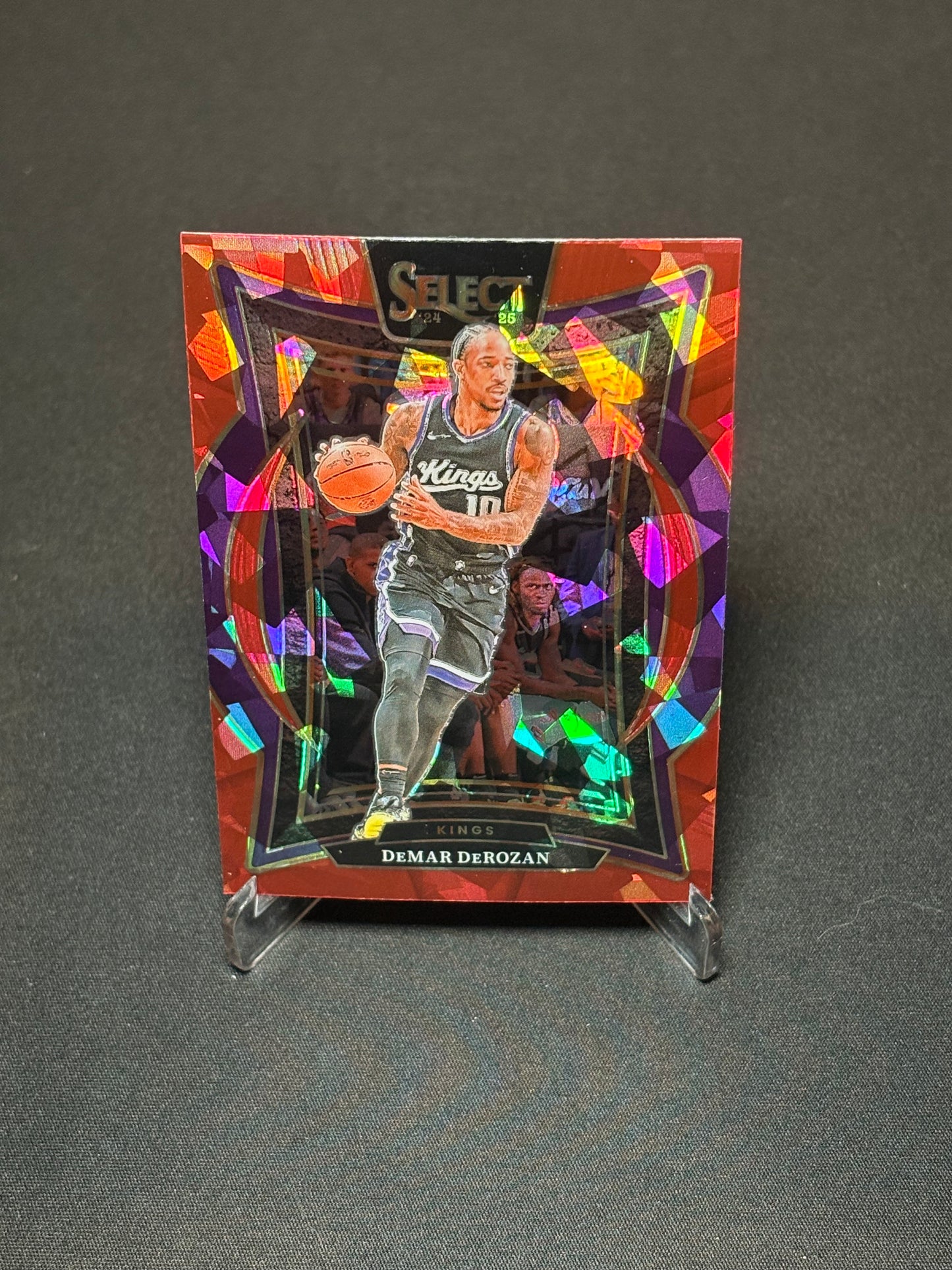 DeMar Derozan Panini Select 2024 "Red Cracked" Sacramento Kings