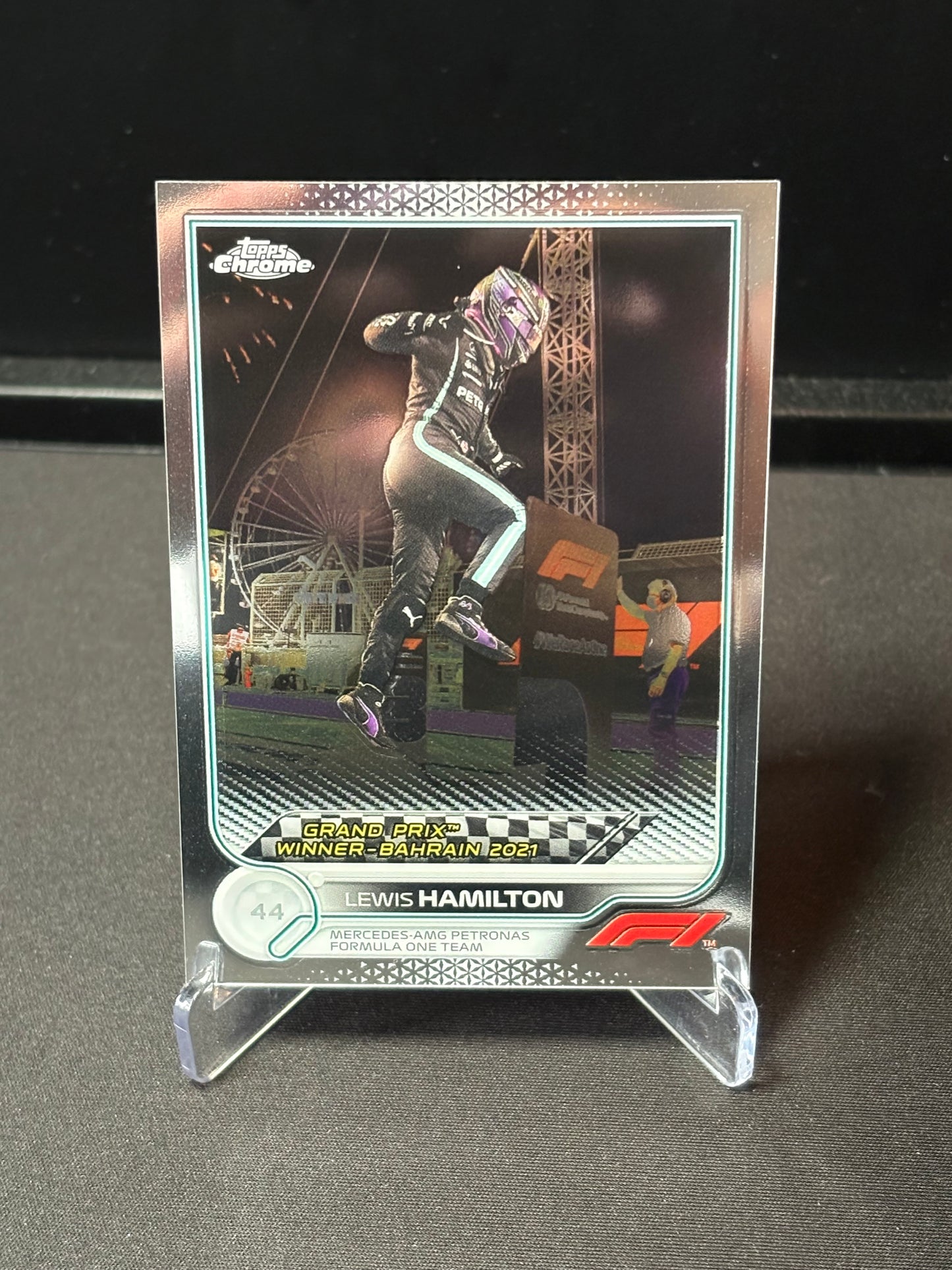 Lewis Hamilton Topps Chrome F1 2022 "GP Winner #151"