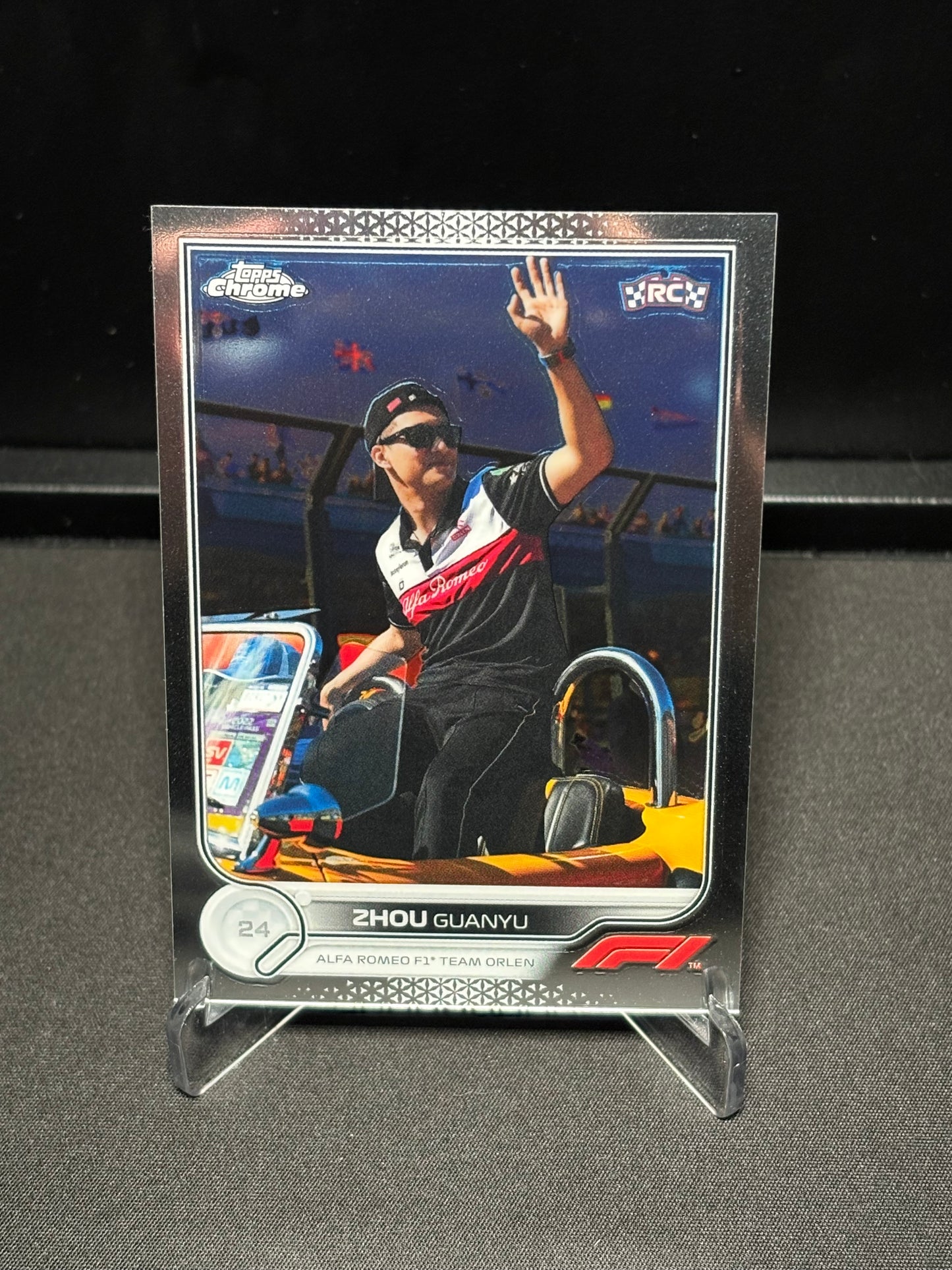 Zhou Guanyu RC Topps Chrome F1 2022 "Base #66"