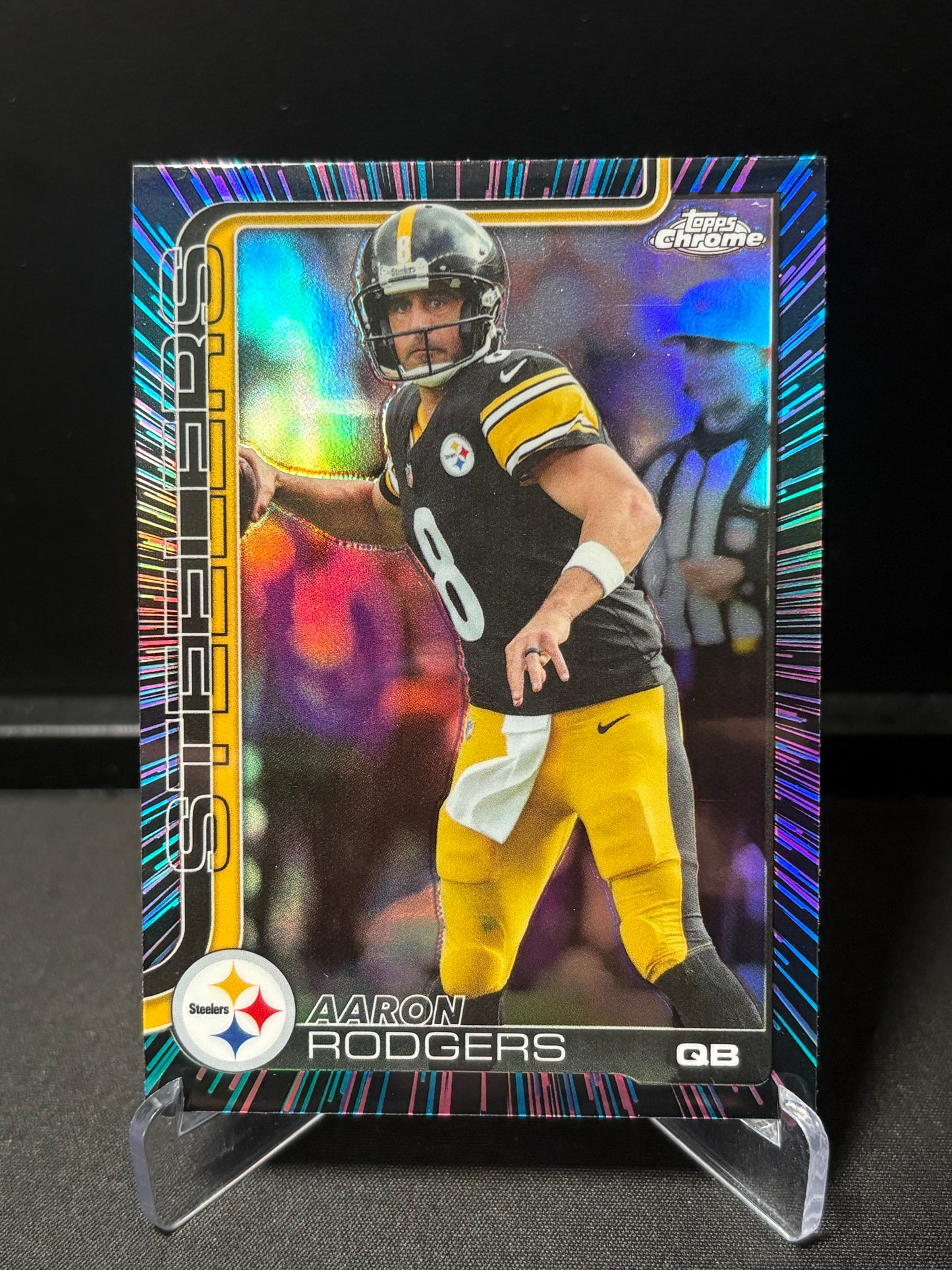 Aaron Rodgers Topps Chrome 2026 "Neon Pulse" Pittsburgh Steelers