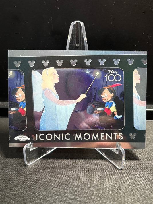 Pinocchio Topps Chrome Disney 100 2023 "Iconic Moments – I'm A Real Boy" IM-6