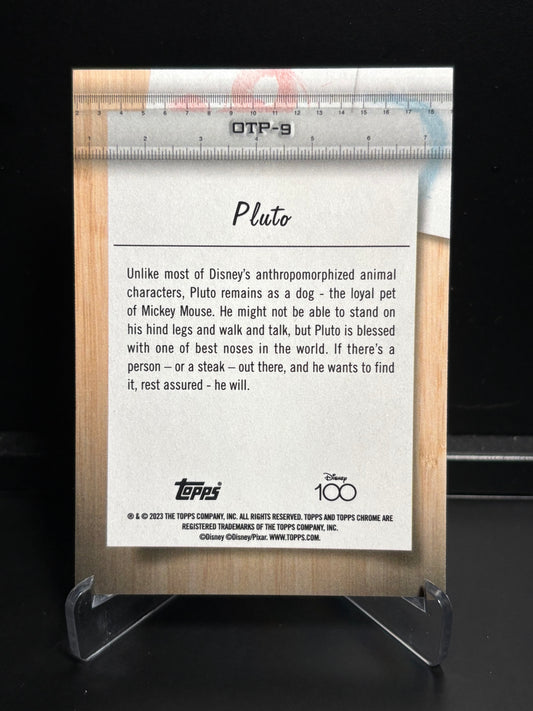 Topps Chrome Disney 100 – Off The Page OTP-9 Pluto | Insert