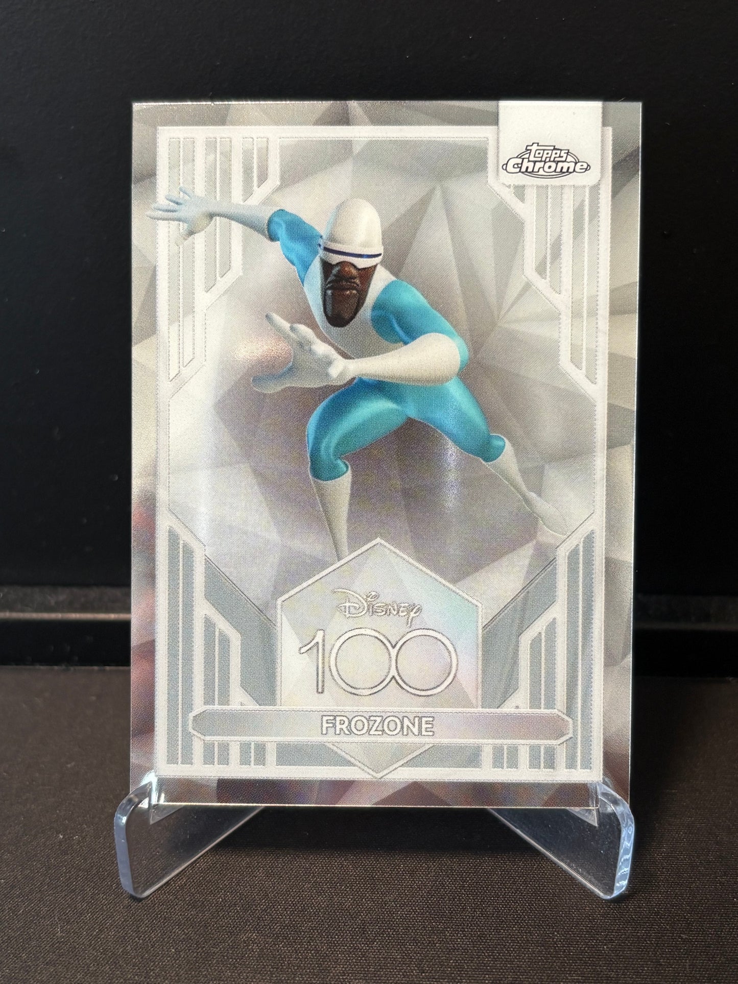 Topps Chrome Disney 100 – Frozone #5 | Carte Base