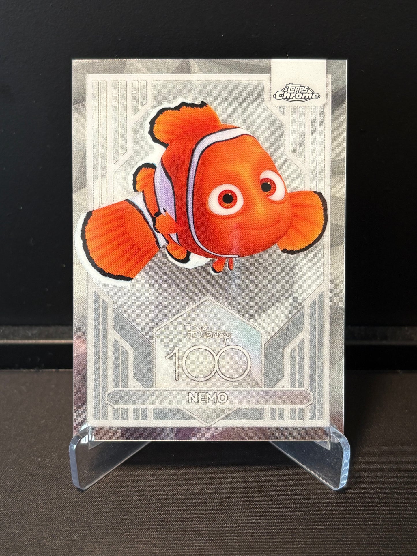 Topps Chrome Disney 100 – Nemo #13 | Carte Base