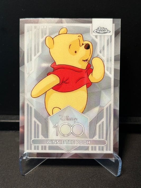 Topps Chrome Disney 100 – Winnie the Pooh #33 | Carte Base