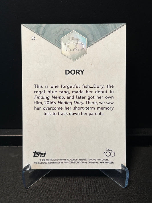 Topps Chrome Disney 100 – Dory #53 | Carte Base