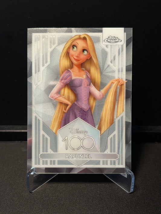 Topps Chrome Disney 100 – Raiponce (Rapunzel) #67 | Carte Base