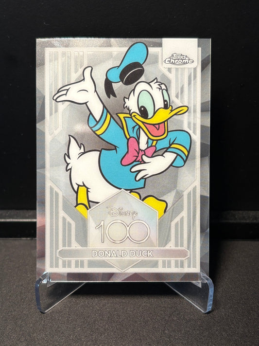Topps Chrome Disney 100 – Donald Duck #86 | Carte Base