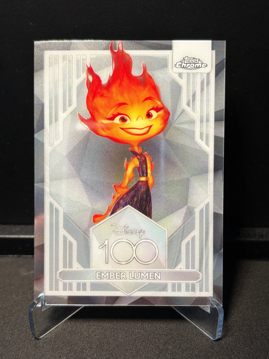 Topps Chrome Disney 100 – Ember Lumen #97 | Carte Base