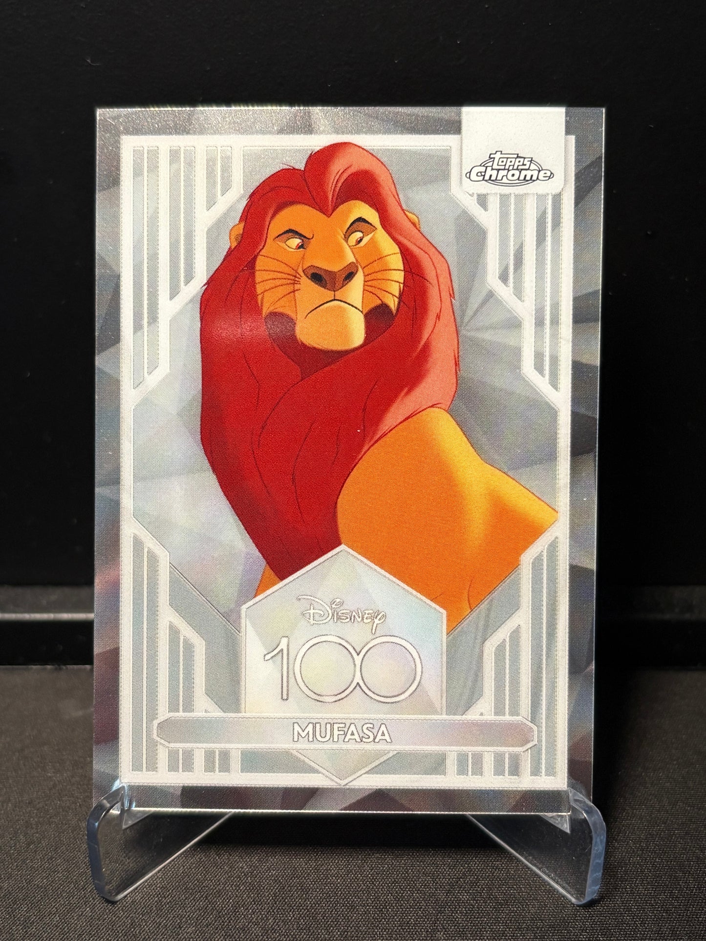 Topps Chrome Disney 100 – Mufasa #99 | Carte Base