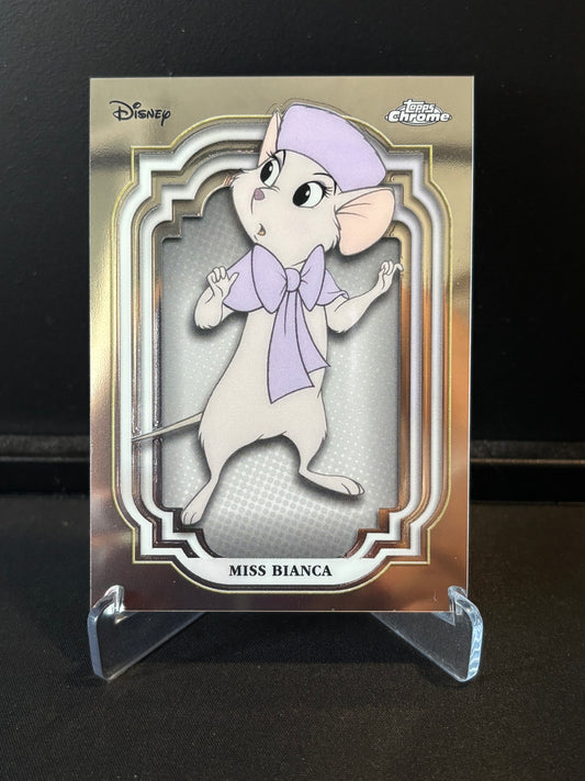 Topps Chrome Disney 2024 – Miss Bianca #39 | Carte Base
