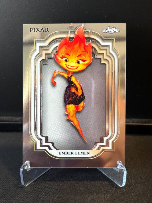 Topps Chrome Disney 2024 – Ember Lumen #57 | Carte Base