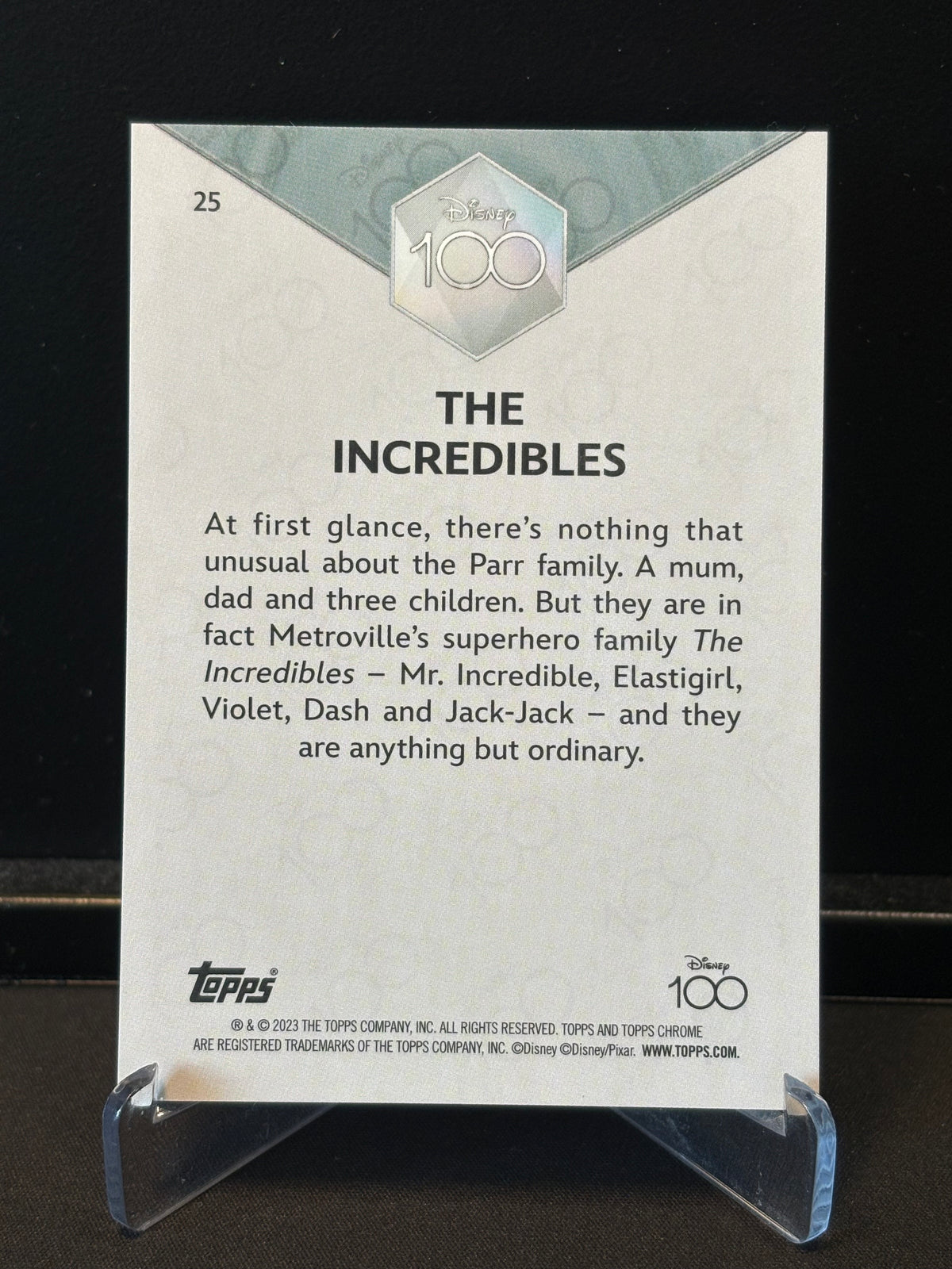 Topps Chrome Disney 100 – The Incredibles #25 | Pink Parallèle /399